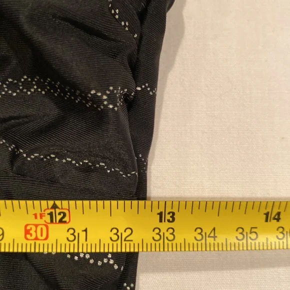 Ladies exercise top - Picture 5 of 6